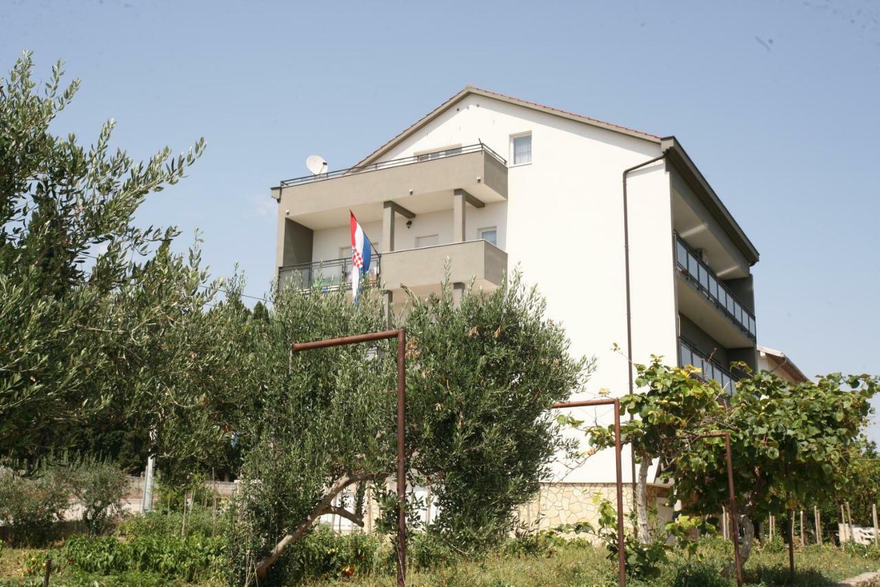 Apartment Beljan Trogir Exterior photo