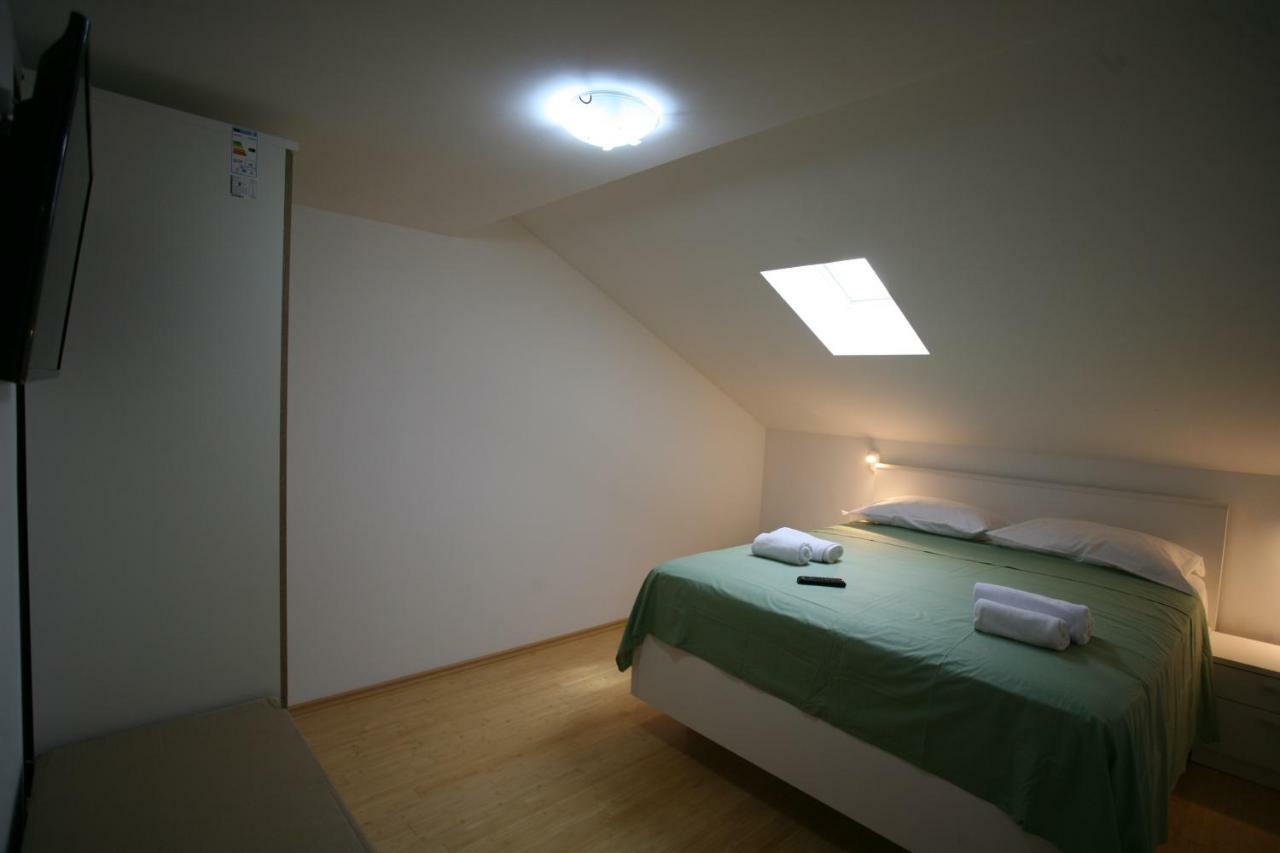 Apartment Beljan Trogir Exterior photo
